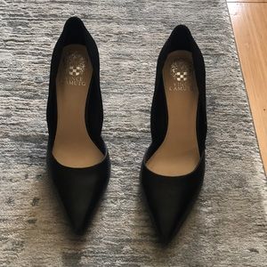 Vince Camuto Black Airmosah heels